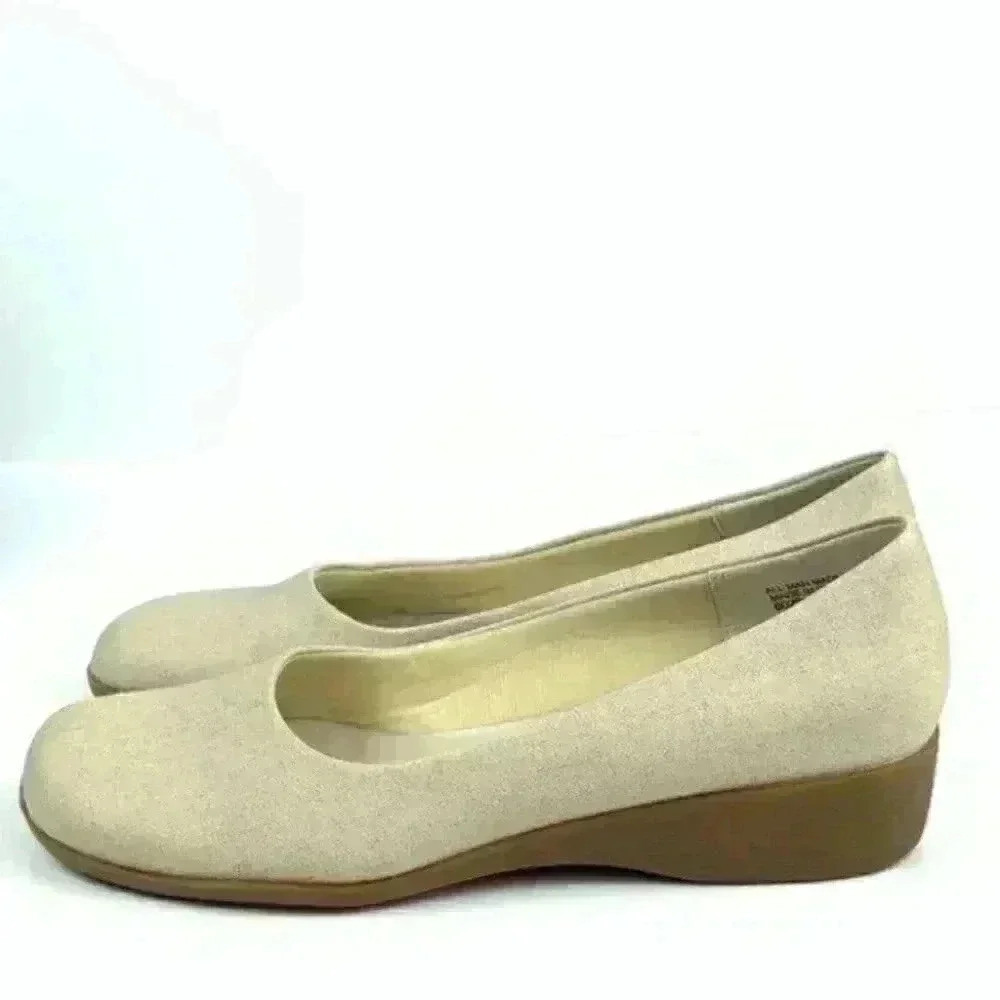 Fanfares womans flats Jeanne size 10 beige loafers 90s vintage - Picture 2 of 9